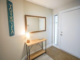 Carolina Beach Dreamin - Light Filled South Side End Unit. Ocean Views