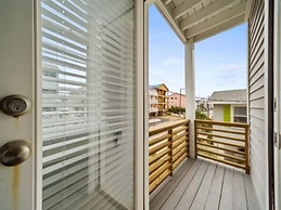 A Shore Thing 1 - Oceanfront And Dog Friendly! Private Beach Access! 3