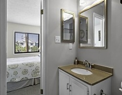 Pura Vida Pure Life - Expansive Views Of The Ocean And Wide Sandy Beac