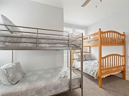 A Shore Thing 2 - Oceanfront And Pet Friendly Home - See The Sunrise,