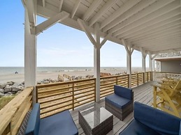 A Shore Thing 2 - Oceanfront And Pet Friendly Home - See The Sunrise, 
