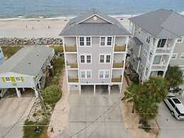 A Shore Thing 2 - Oceanfront And Pet Friendly Home - See The Sunrise,
