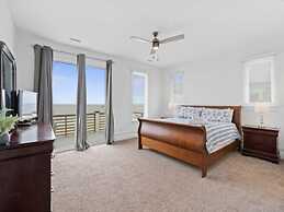 A Shore Thing 2 - Oceanfront And Pet Friendly Home - See The Sunrise,