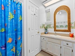 Flip Flop Paradise 2 Bedroom Cottage by RedAwning