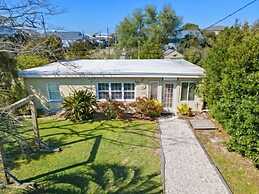 Flip Flop Paradise 2 Bedroom Cottage by RedAwning