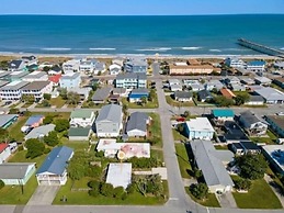 Flip Flop Paradise 2 Bedroom Cottage by RedAwning