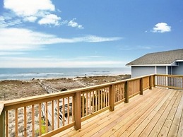 Sea Haven - Oceanfront! Amazing Master Suite With A Private Oceanfront