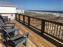 Sea Haven - Oceanfront! Amazing Master Suite With A Private Oceanfront