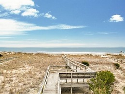 Sea Haven - Oceanfront! Amazing Master Suite With A Private Oceanfront