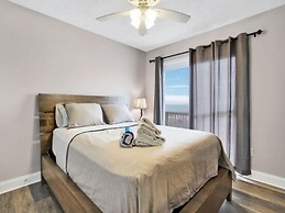 Sea Haven - Oceanfront! Amazing Master Suite With A Private Oceanfront