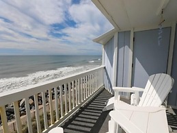 Beach Sunrise - Relaxing and Romantic! Enjoy ocean views from the bedr