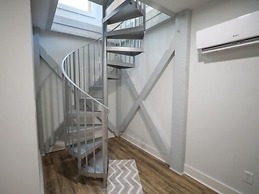 Out of the Blue - Short Walk to Kure Beach Pier, Restaurants, and Shop