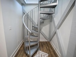 Out of the Blue - Short Walk to Kure Beach Pier, Restaurants, and Shop