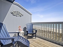 Conched Out - Feel The Ocean Breezes As You Relax On The Deck Overlook