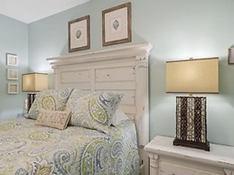 Conched Out - Feel The Ocean Breezes As You Relax On The Deck Overlook