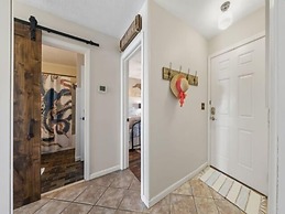 Conched Out - Feel The Ocean Breezes As You Relax On The Deck Overlook