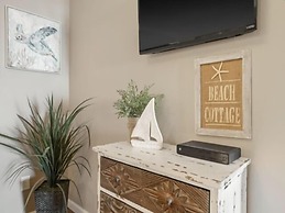 Conched Out - Feel The Ocean Breezes As You Relax On The Deck Overlook