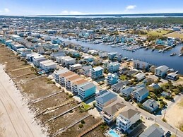 Sunnyside - Ocean And Inlet Views, Steps To Beach Access, Plus Parking