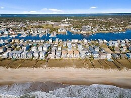 Sunnyside - Ocean And Inlet Views, Steps To Beach Access, Plus Parking