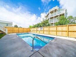 Sunnyside - Ocean And Inlet Views, Steps To Beach Access, Plus Parking