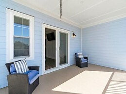 Pelican Watch - Steps Away From A Beautiful Beach In A Prime Location 