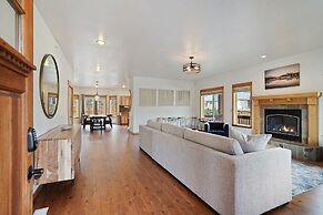 Professionally Decorated Shevlin Home Features Private Hot Tub by Reda