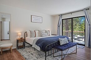 Newly Renovated 12 Sequoia Home, Spacious and Kids Friendly by Redawni