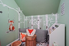 Newly Renovated 12 Sequoia Home, Spacious and Kids Friendly by Redawni