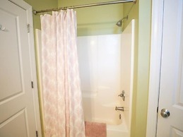 Sandy Bottoms - Relax, Unwind, And Enjoy All The Beach Has To Offer 3 