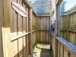 Sandy Bottoms - Relax, Unwind, And Enjoy All The Beach Has To Offer 3 