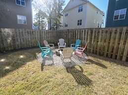 Sandy Bottoms - Relax, Unwind, And Enjoy All The Beach Has To Offer 3 