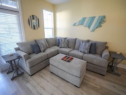 Sandy Bottoms - Relax, Unwind, And Enjoy All The Beach Has To Offer 3 