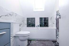 Luxury 3-bed Penthouse Apartment in Bournemouth