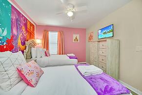 Modern and Colorful Home! Spiderman, Princess and Mickey Themed Rooms 
