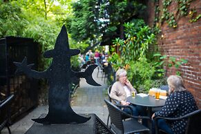 McMenamins White Eagle