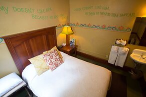 McMenamins White Eagle