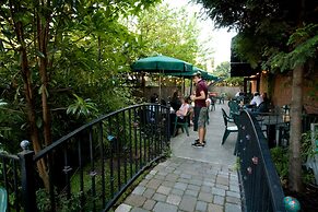 McMenamins White Eagle