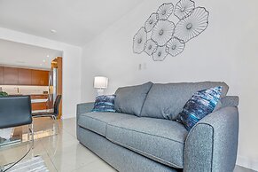 Modern 2-BD Condo in the Heart of Miami