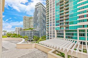 Modern 2-BD Condo in the Heart of Miami