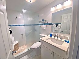 Galleon Villas by Hello Cayman Vacation