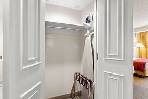 CozySuites at Showboat