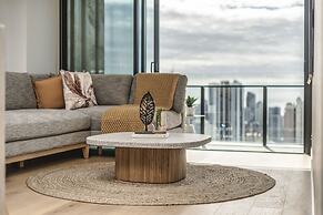 Broadbeach Casino Private Apartment GCLR