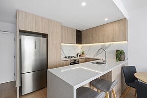 Broadbeach Casino Private Apartment GCLR