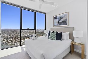 Broadbeach Casino Private Apartment GCLR