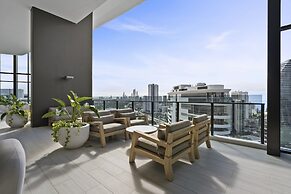 Broadbeach Casino Private Apartment GCLR