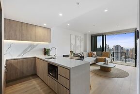 Broadbeach Casino Private Apartment GCLR