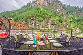 PARADISE - The Whitehouse Cafe