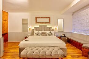 PARADISE - The Whitehouse Cafe