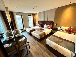 Edition Old City Hotel