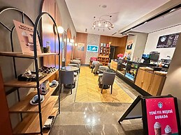 Edition Old City Hotel